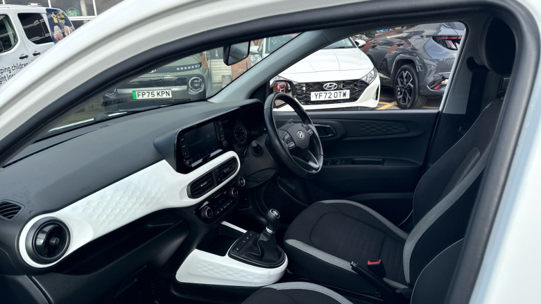 Hyundai i10 1.0 MPi Premium 5dr Petrol Hatchback